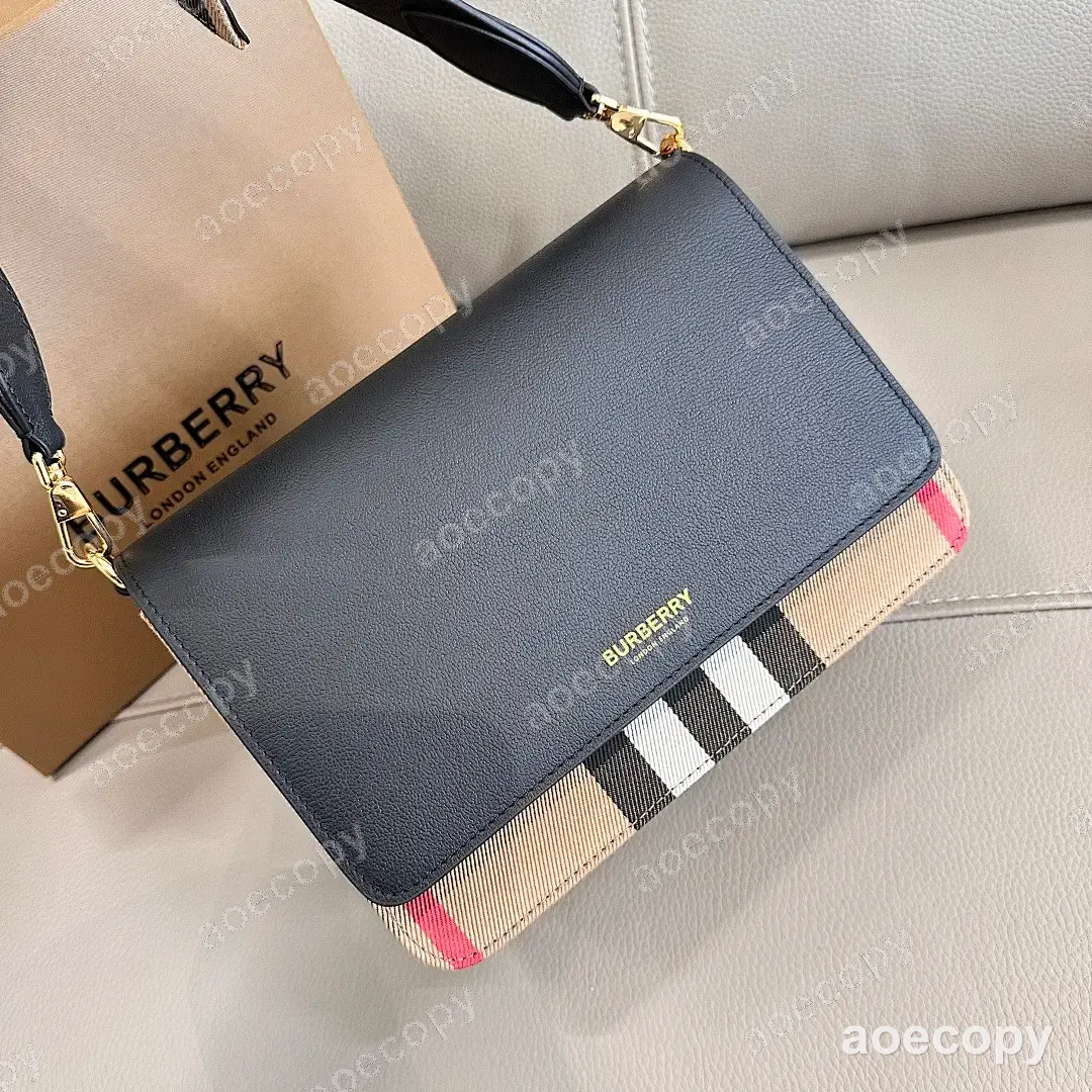 大人気★ バーバリー バッグ N級品 0095E68D No.0177